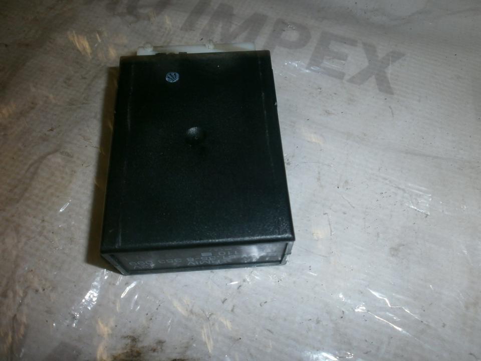 61358359031 BMW 3-Series 1994 Kiti kompiuteriai