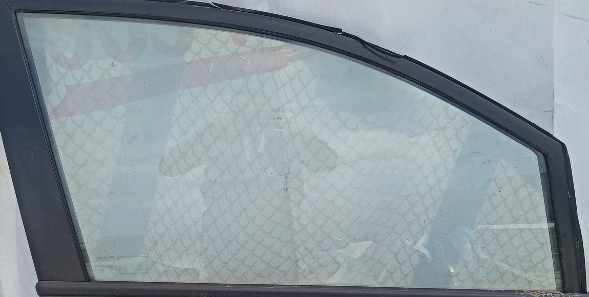 JUODA Honda Jazz 2002 Szyba drzwi - PRZEDNIE PRAWE