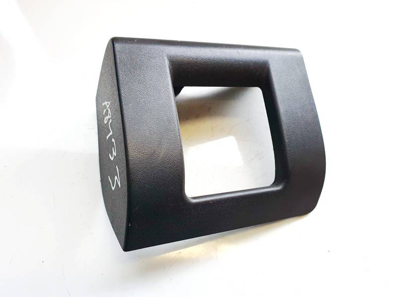 24437809 Opel Vectra 2003 Wykończenie wnętrza (plastikowe elementy)