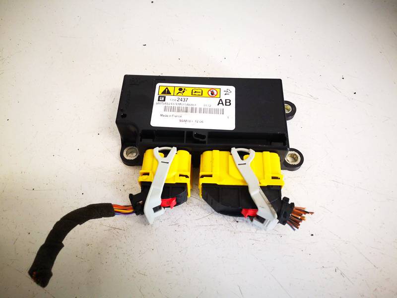 13582437 Opel Astra 2012 SRS gaisa spilvena dators – gaisa spilvenu vadības bloks