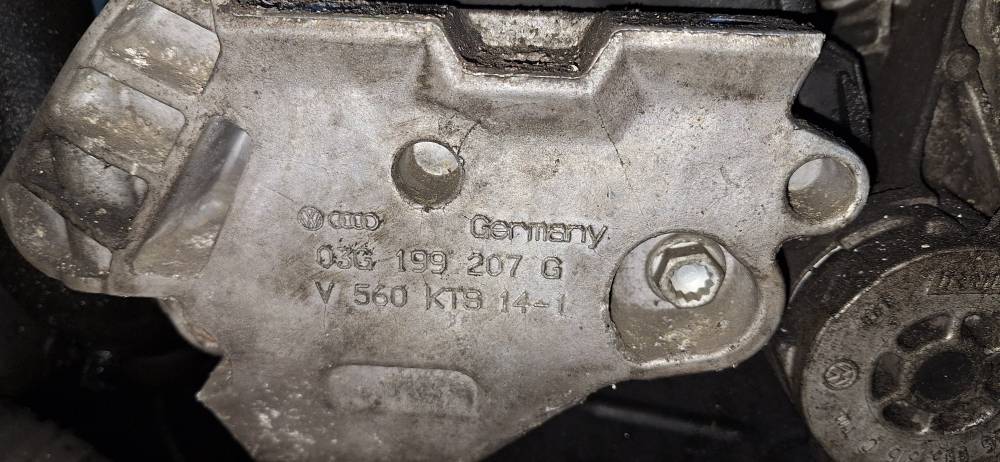 03G199207G Skoda Octavia 2008 Кронштейн двигателя и Кронштейн коробка передач - Thumbnail 3