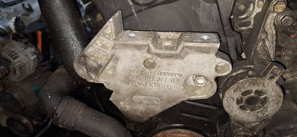 03G199207G Skoda Octavia 2008 Кронштейн двигателя и Кронштейн коробка передач - Thumbnail 2