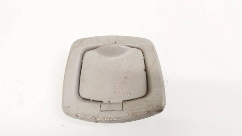 715794307 BMW 3-Series 2008 Salona apdare (plastmasas)