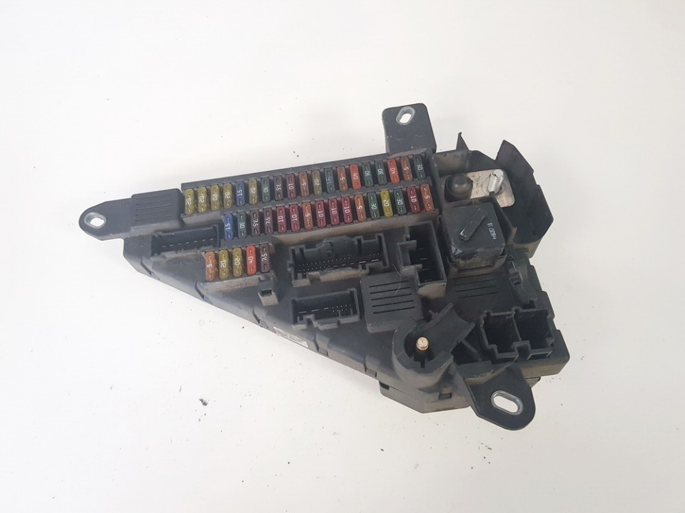 690661901 BMW 5-Series 2006 Fuse box - Thumbnail 2