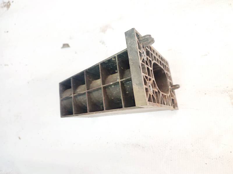 Toyota Auris 2013 Uchwyt zderzaka - PRZEDNIE - Thumbnail 2