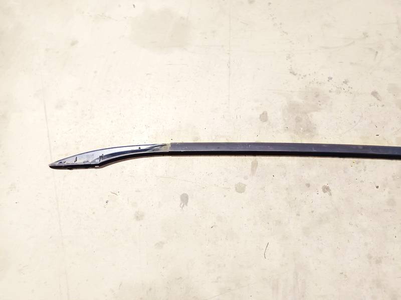 Skoda Octavia 2008 Roof rail - left side - Thumbnail 2