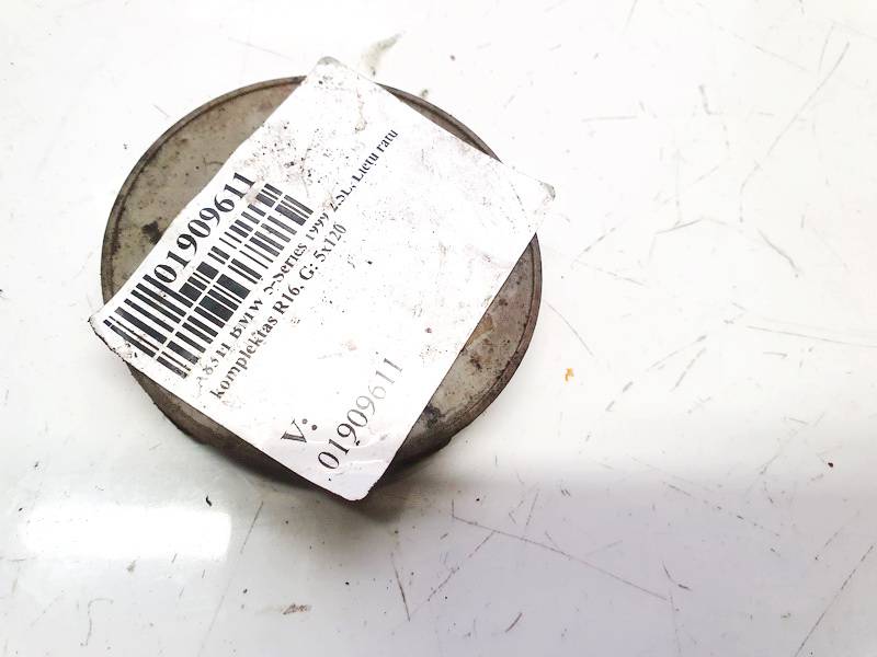 5X120 BMW 5-Series 1999 Center Cap (Cao-Radnabe)