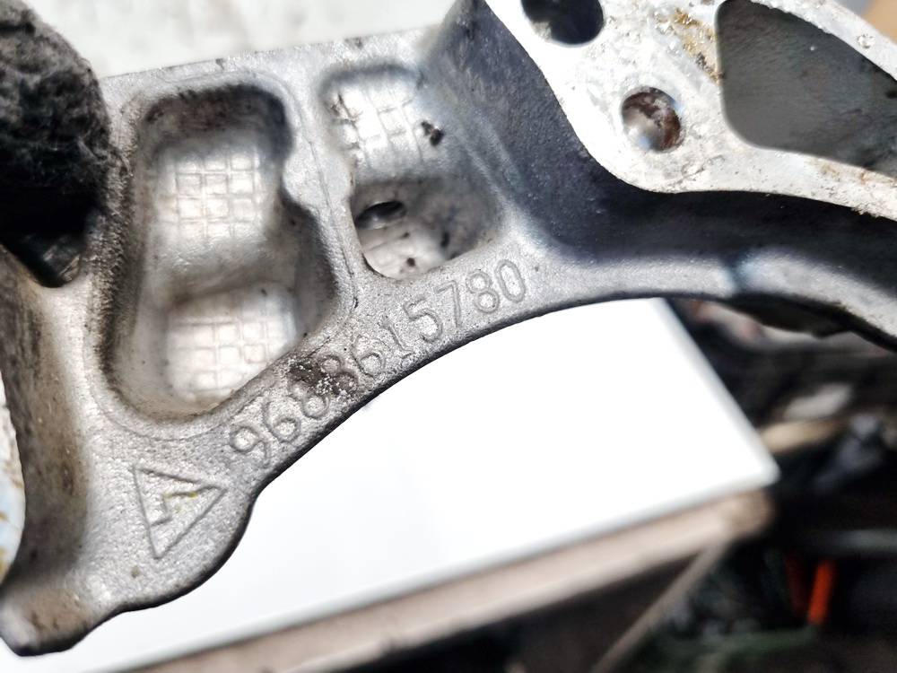 9688615780 Peugeot 308 2012 Variklio kronsteinas ir Greiciu dezes kronsteinas - Thumbnail 4