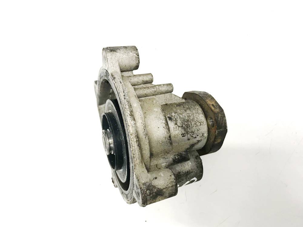 03C121019D Toyota Avensis 2005 Water pump