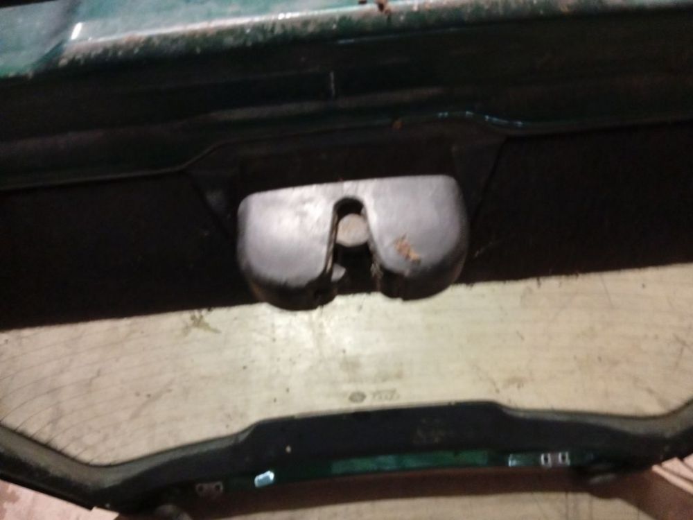 Audi A4 1997 Trunk Lid Lock Latch - REAR - Thumbnail 3