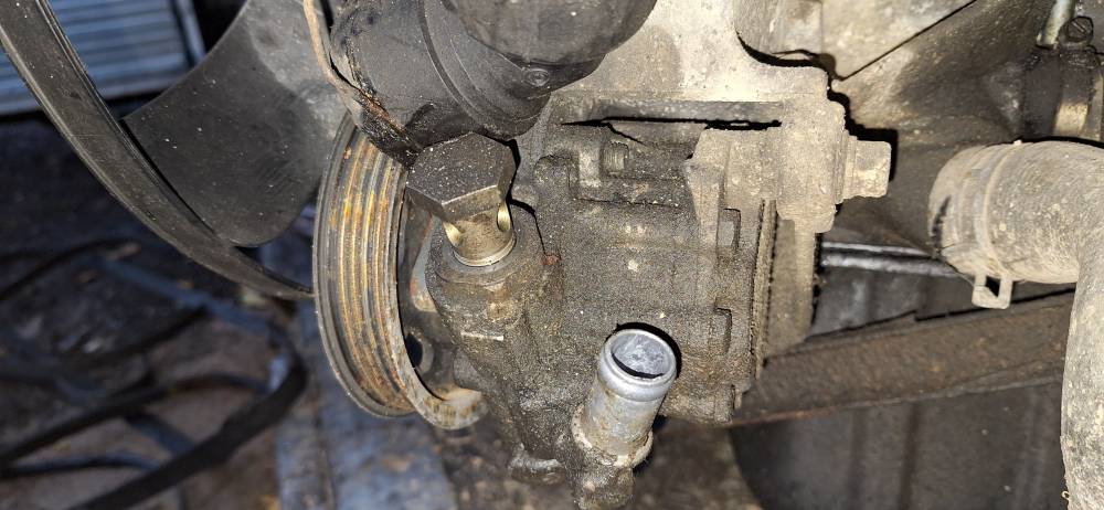 Volkswagen Passat 1998 Power Direction Pompe - Thumbnail 3