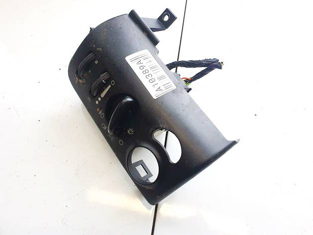 Chrysler Voyager 1999 Climate Control Panel (heater control switches)