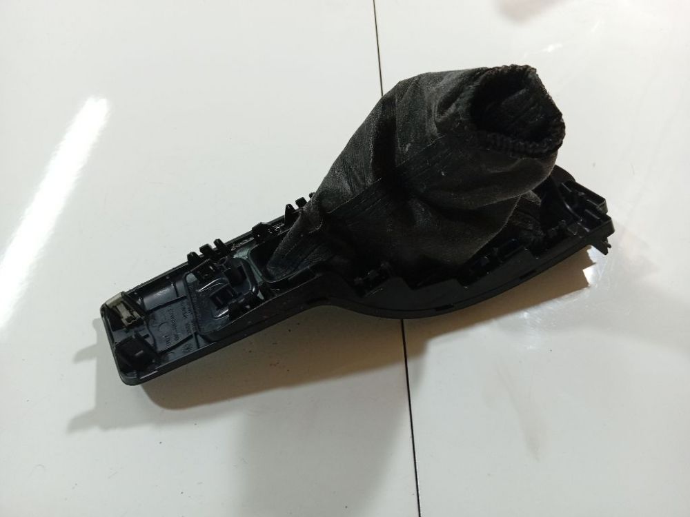 BM51A061B84CFW Ford Focus 2014 Osłona dźwigni zmiany biegów (pokrywa) - Thumbnail 3