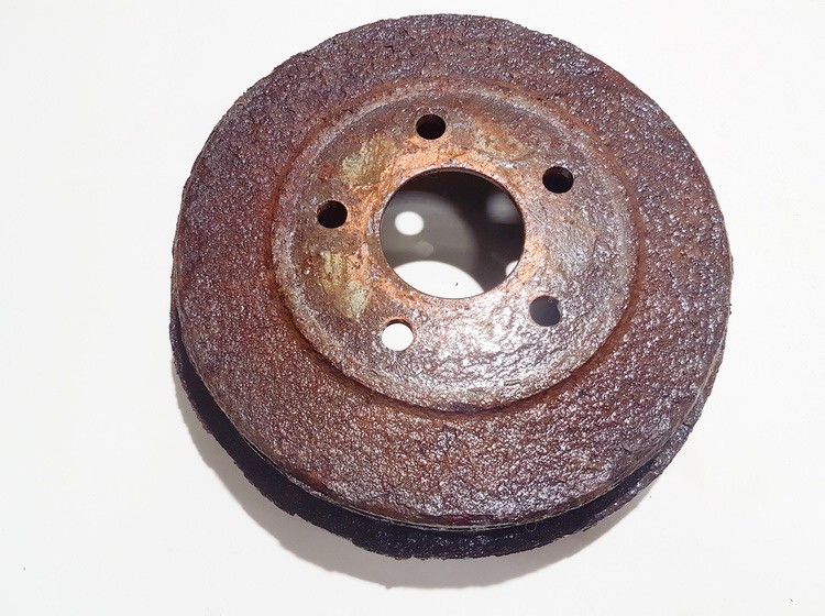 3M511126AC Ford Focus 2005 Bęben hamulcowy