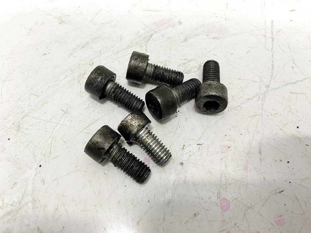 BMW 1-Series 2007 Pressure Plate screw