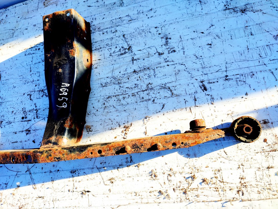 Subaru Forester 2002 Subframe - REAR - Thumbnail 2