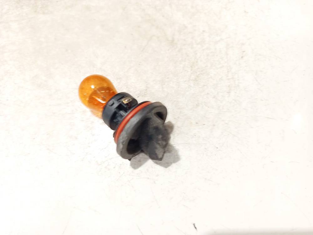 PY21W Volvo V50 2004 Posukiu cokoliai (Lemputes lizdas, patronas) - Thumbnail 2