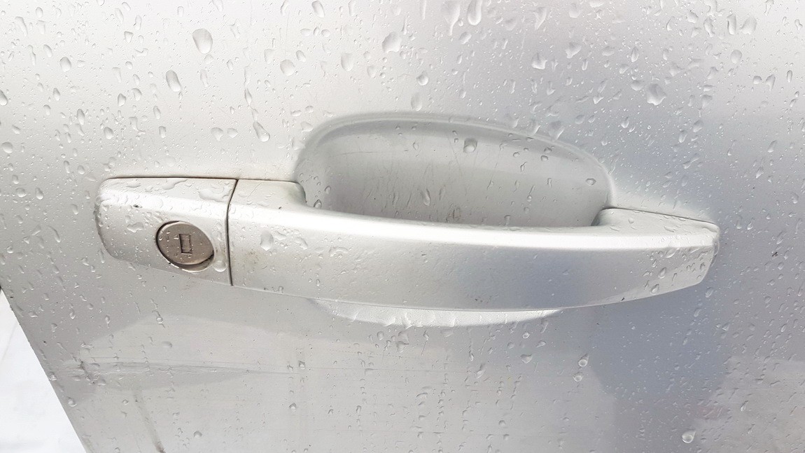 Opel Zafira 2007 Zewnętrzna klamka drzwi - PRZEDNIE PRAWE