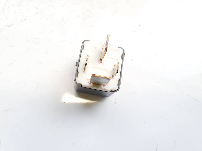 9008087030 Toyota Corolla Verso 2006 Relay module - Thumbnail 2