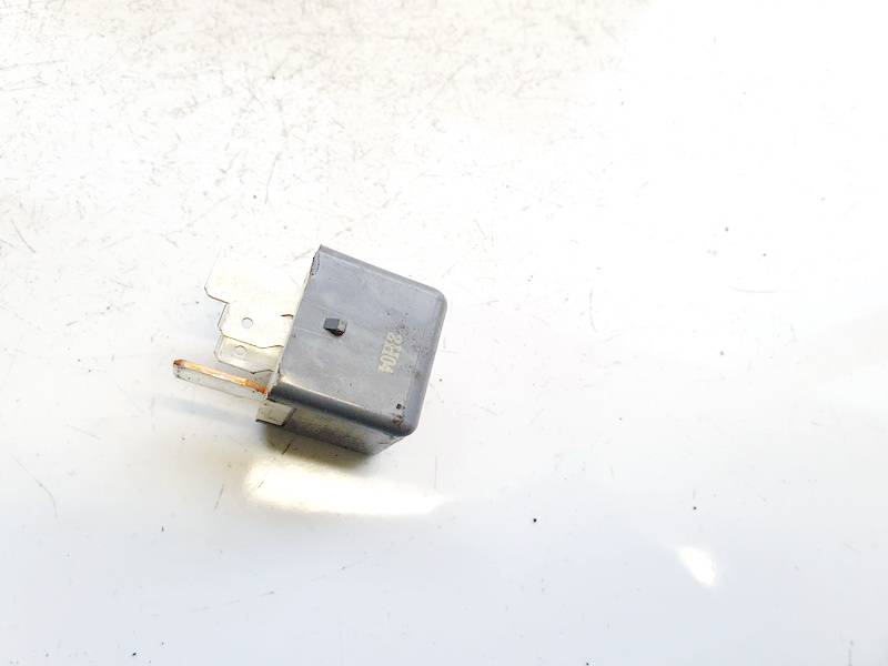 9008087030 Toyota Corolla Verso 2006 Relay module