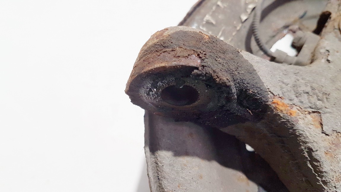 Toyota Auris 2011 Stebules kronsteinas P.K. - Thumbnail 3