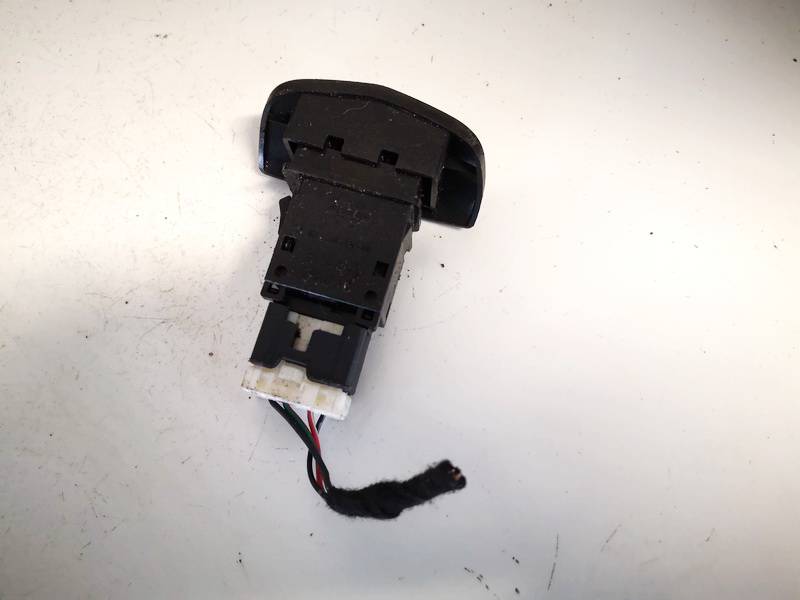 NILES06016 Nissan Primera 2003 Hazard switch - Thumbnail 3