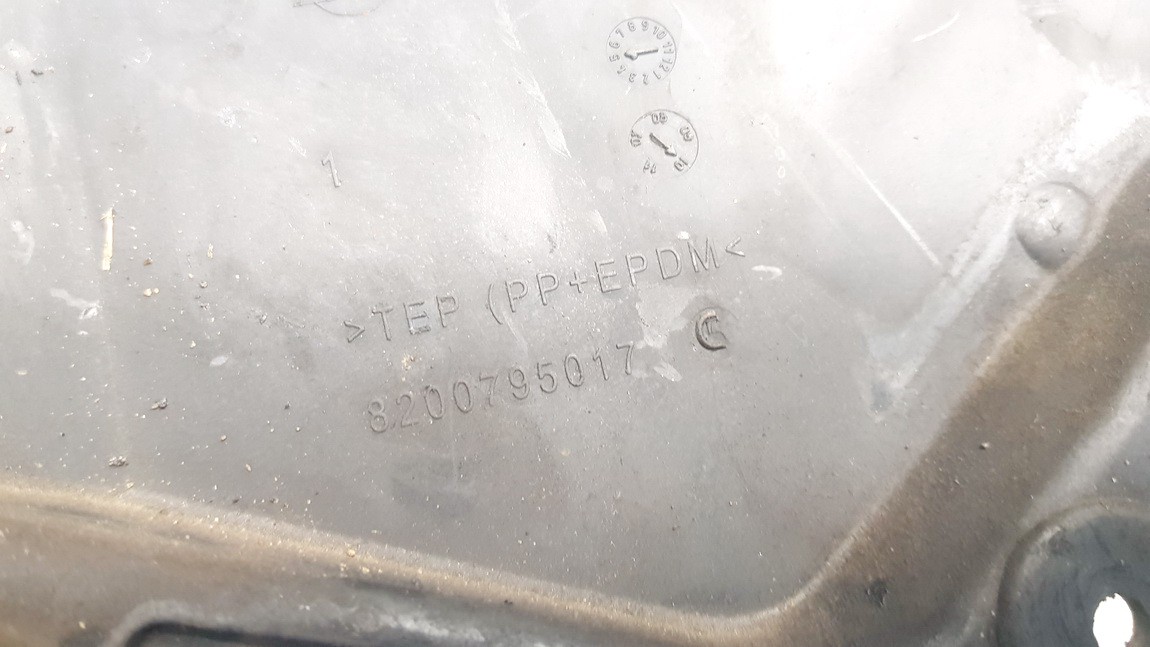 8200795017C Nissan Qashqai 2009 Osłona paska rozrządu – osłona łańcucha (pokrywa) - Thumbnail 3