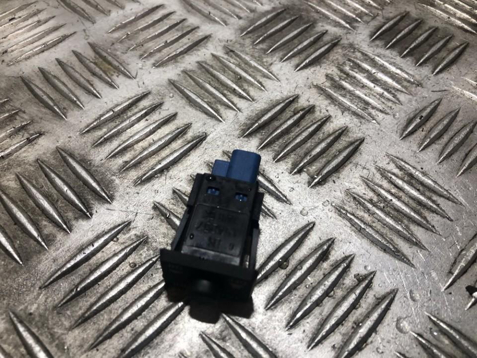 15A257 Mazda RX-8 2005 Przycisk otwierania bagażnika - Thumbnail 2