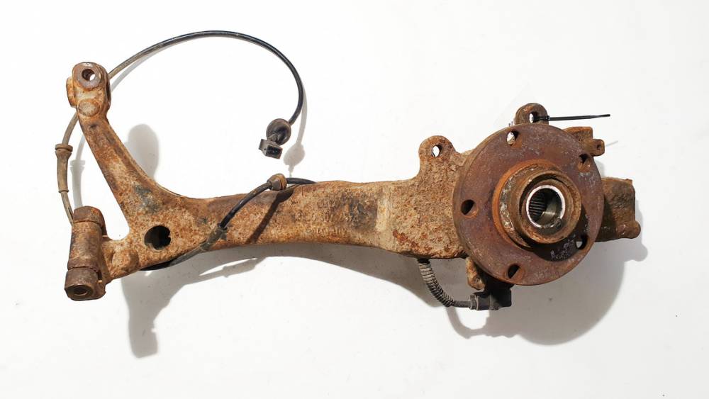 8D0407257S Audi A4 1997 Steering knuckle - FRONT LEFT