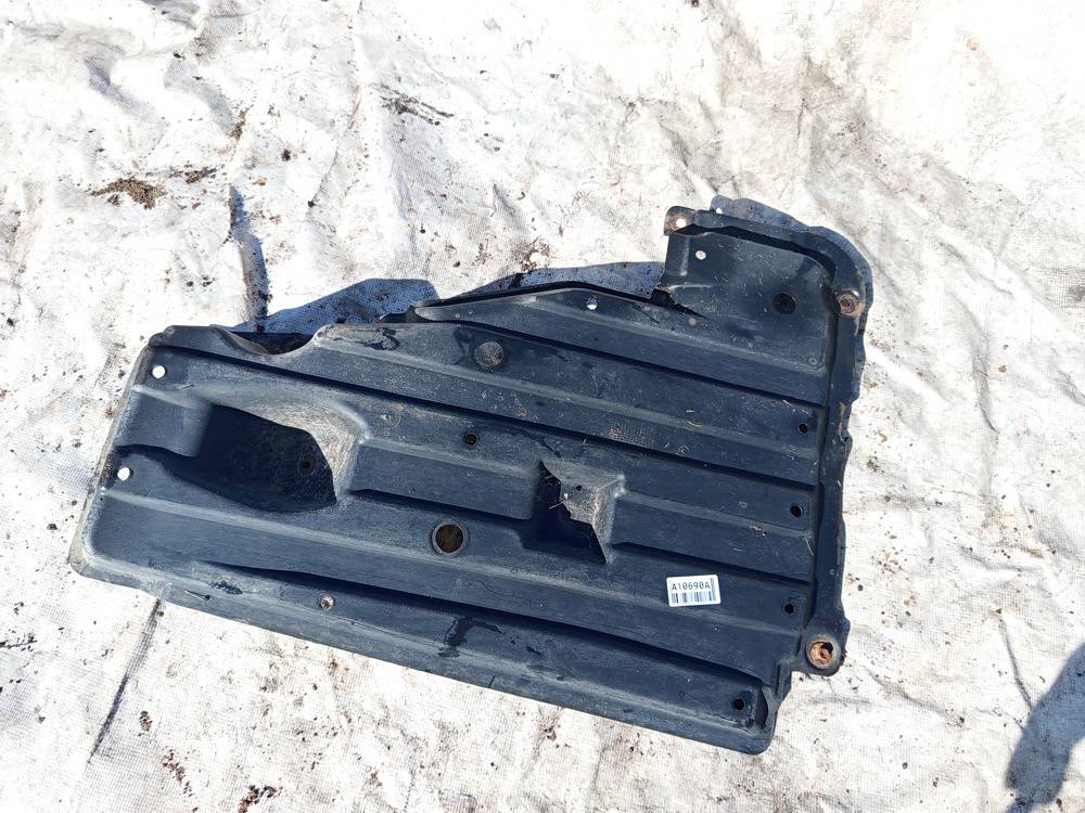 583980F010 Toyota Corolla Verso 2006 Bottom protection