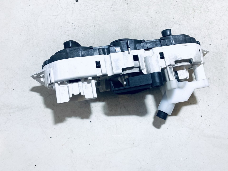 3M5T19980AD Ford Focus 2007 Climate Control Panel (heater control switches) - Thumbnail 3