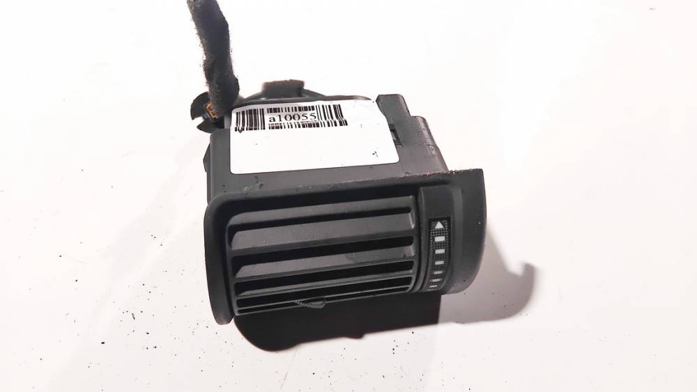 8D1820901A Audi A4 1999 Dash Vent (Air Vent Grille)