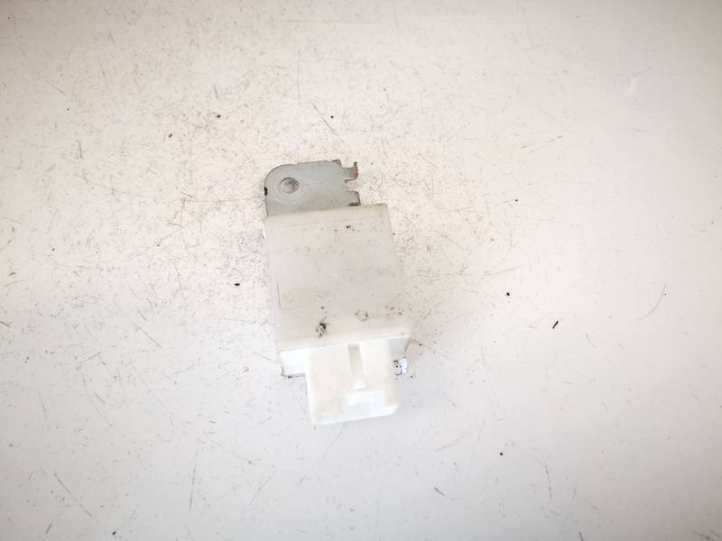 3213653020 Mazda 6 2003 Kiti kompiuteriai