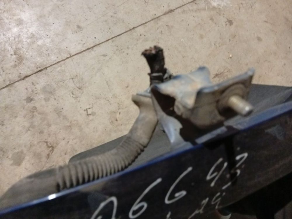 Audi A4 1998 Galinio Dangcio vyris G.K. (kapoto) - Thumbnail 2