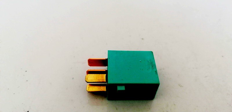 G8HNH70 Honda CR-V 2018 Relais