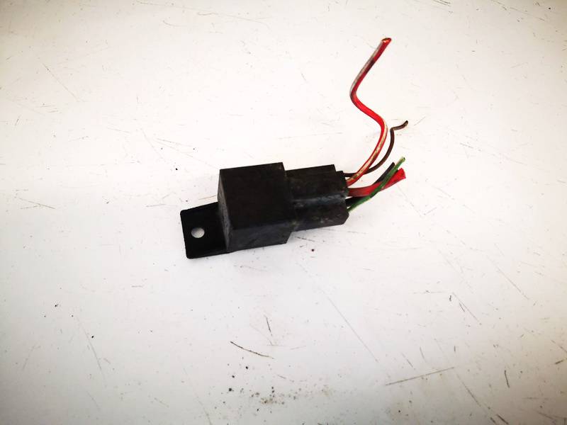896H1CHS1T001 Dodge Caliber 2007 Relay module