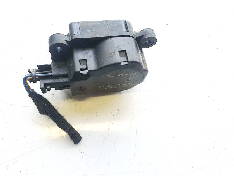 3M5H19E616AB Ford Galaxy 2006 Heater Vent Flap Control Actuator Motor - Thumbnail 2