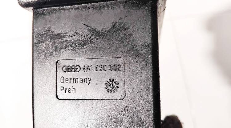 4A1820902 Audi 100 1994 Dash Vent (Air Vent Grille) - Thumbnail 3
