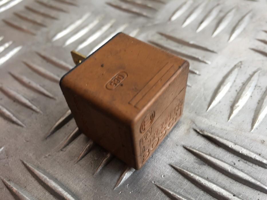 0332209136 90491314 Relay module Opel Meriva 2006 0.0L 9EUR EIS00367981