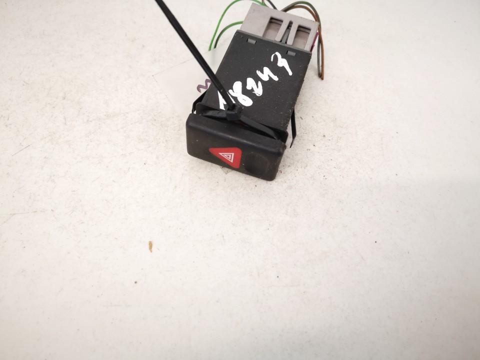 7M5953235A Ford Galaxy 2001 Hazard switch