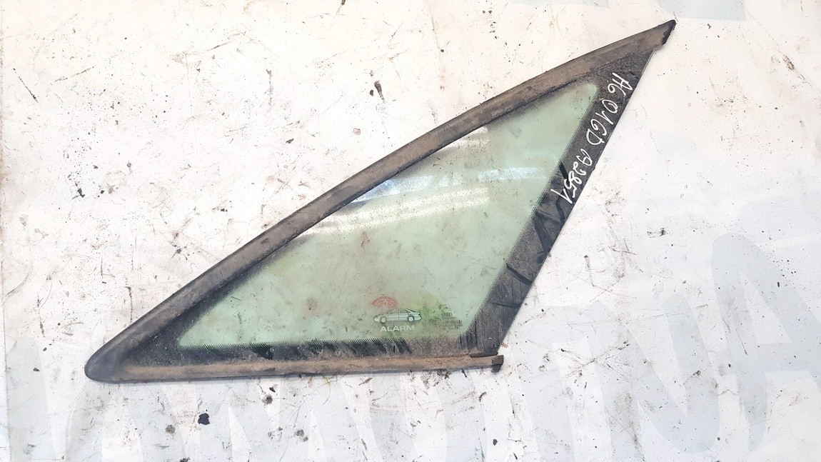 Audi A6 2001 Corner quarter window glass - REAR RIGHT