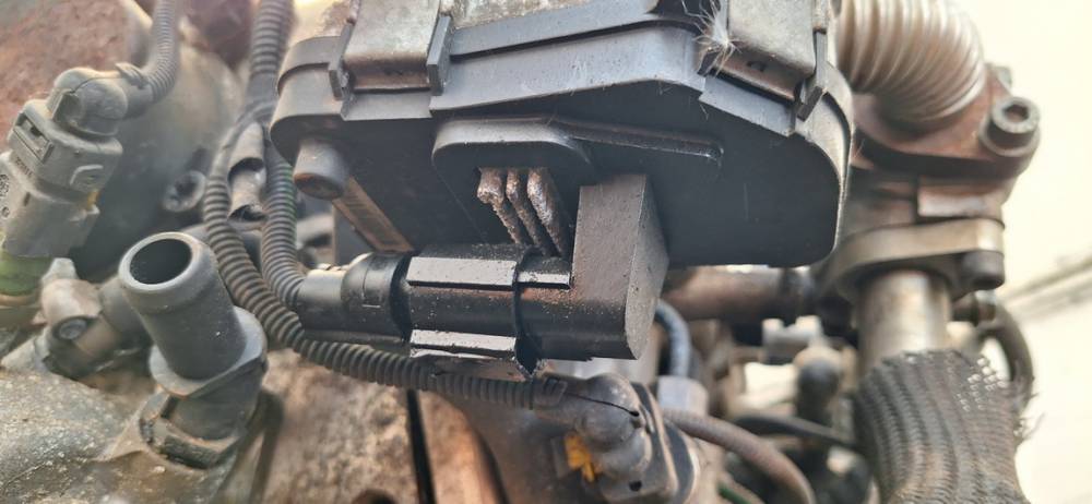 48CPD1 Opel Zafira 2006 Droseles vārsts - Thumbnail 3