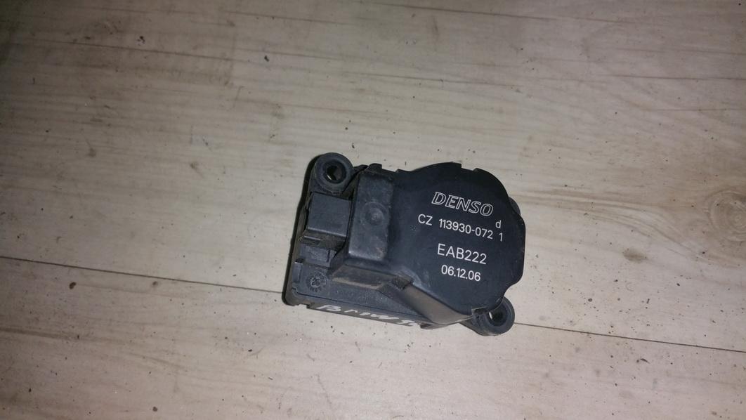 1139300721 BMW 3-Series 2001 Lämmittimen läppämotor