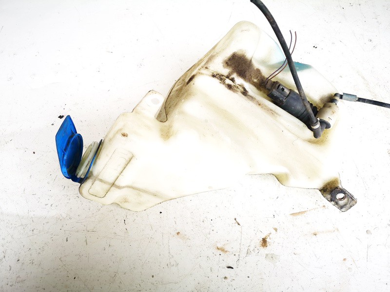 8d0955453ab used Windshield Washer Reservoir tank (WASHER BOTTLE) Audi A4 1998 1.9L 15EUR