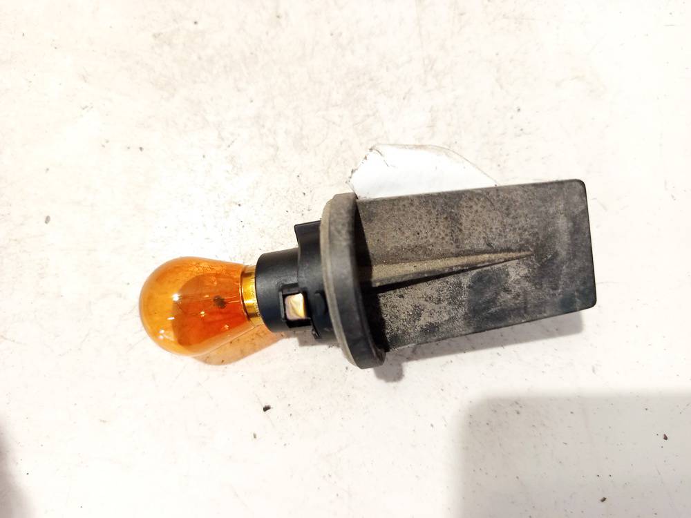 PY21W Volkswagen Jetta 2007 Lampenfassung - Thumbnail 3