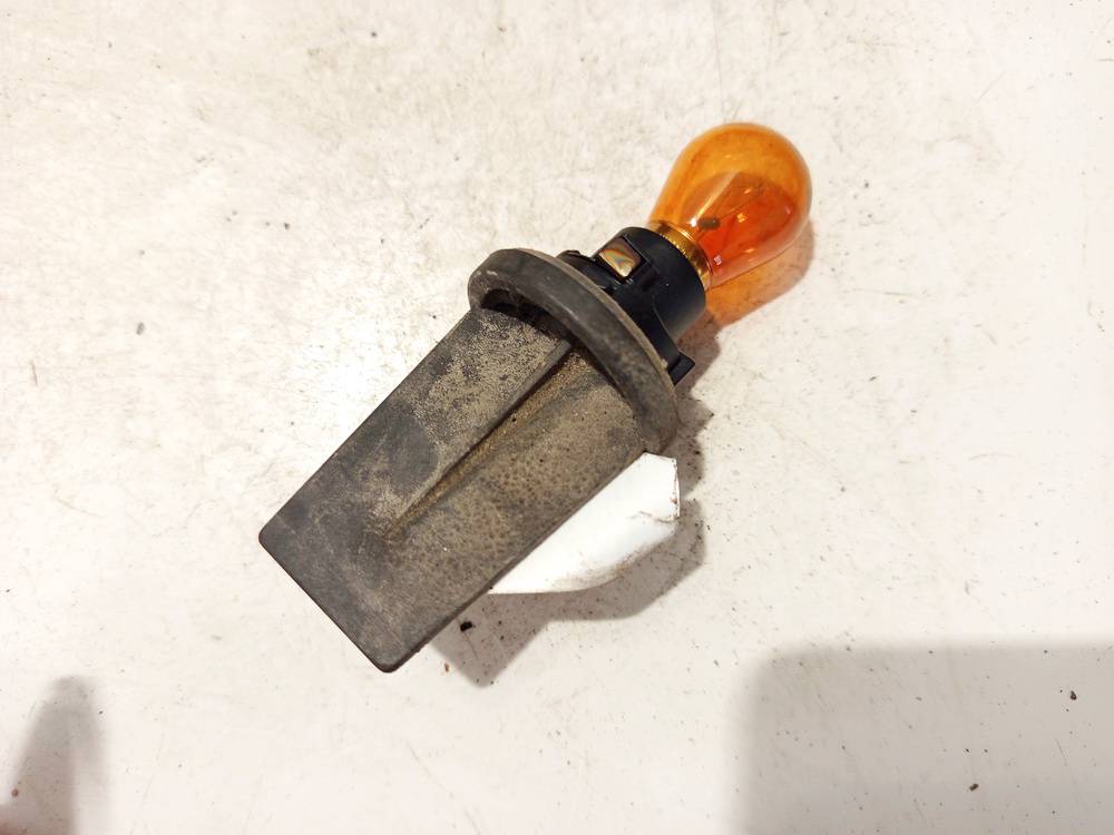 PY21W Volkswagen Jetta 2007 Lampenfassung - Thumbnail 2