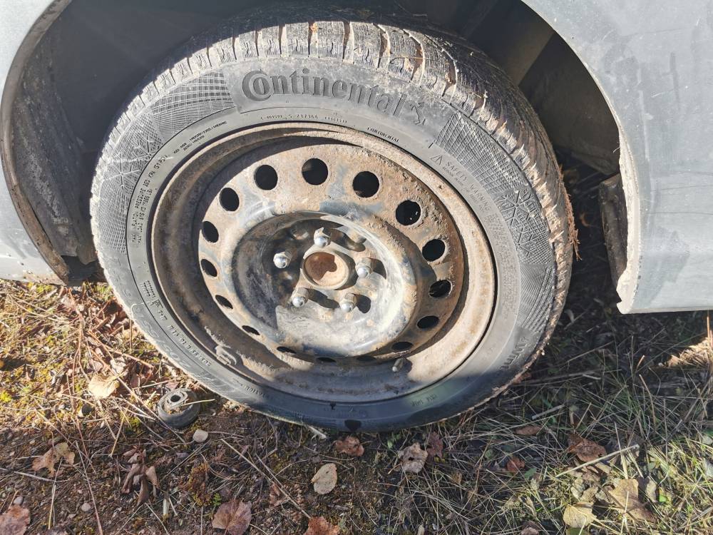 5X114.3 Toyota Avensis Verso 2005 Juego de ruedas de hojalata R16