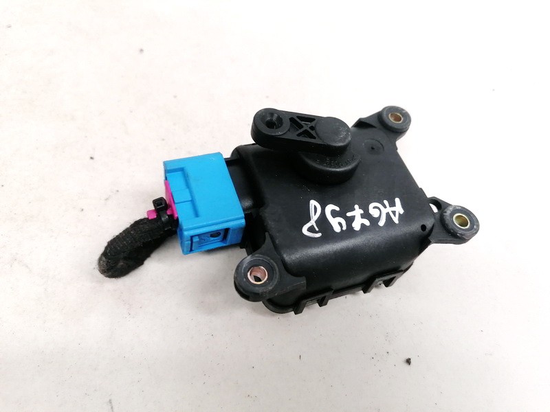 4B1820511M Audi A6 2001 Heater Vent Flap Control Actuator Motor - Thumbnail 2