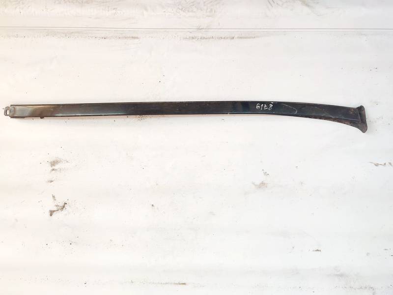 Mercedes-Benz C-CLASS 2008 Listwa pod światłem - TYLNE PRAWE