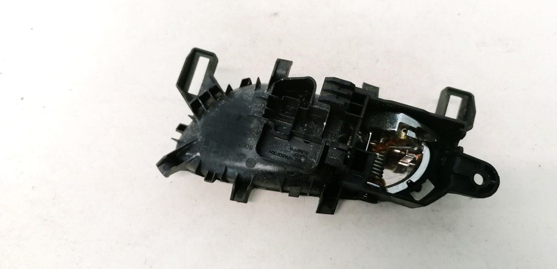 806704EA0A Nissan Qashqai 2015 Poignée Interne Port arrerie Droite - Thumbnail 3